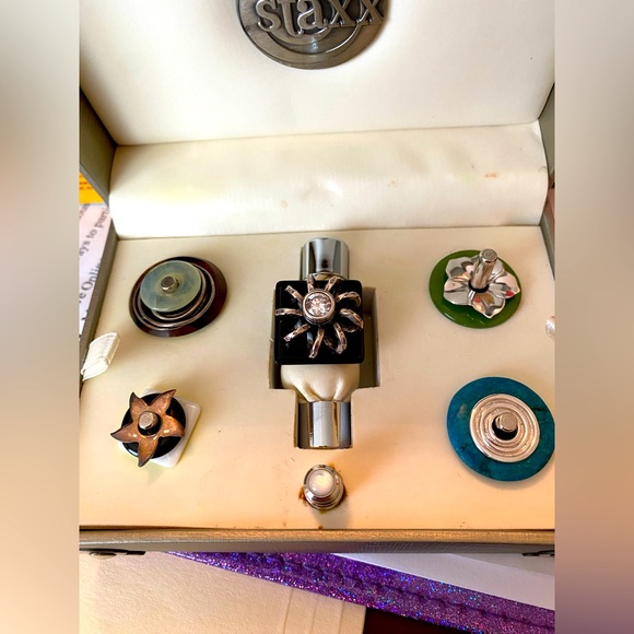Staxx Ring size 7 with original box. - Picture 1 of 6
